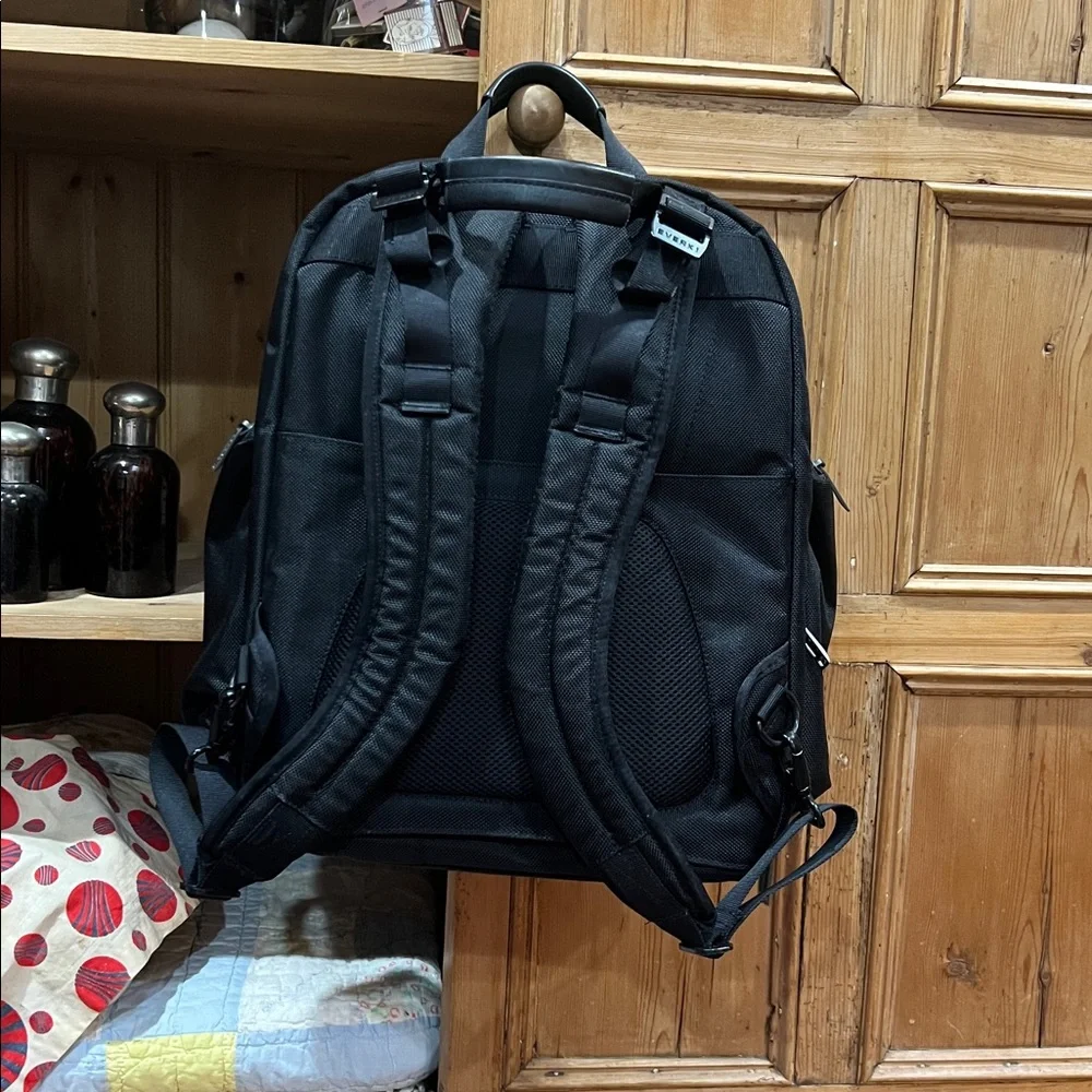 Everki Versa Premium Laptop Backpack